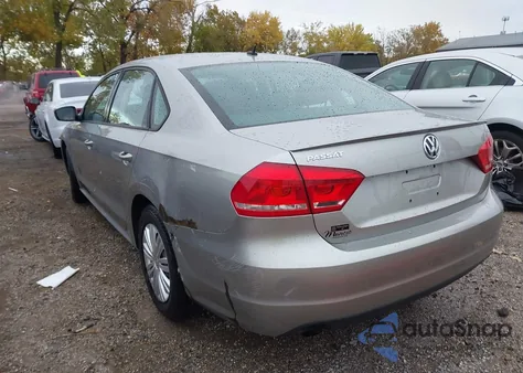 2014 Volkswagen Passat 1.8T S из США, поврежденный, VIN 1VWAS7A32EC096104